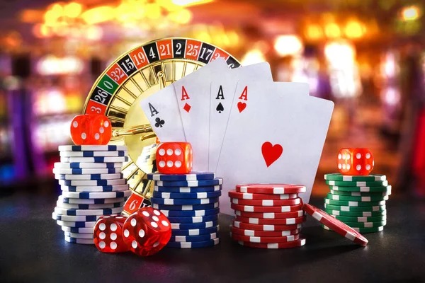 imperial toto mobile app interface showing slot games and live markets